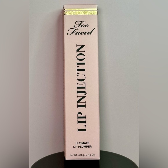 Too Faced Lip Injection Hydrating & Plumping Lip Gloss 0.14 OZ NIB - Picture 3 of 4